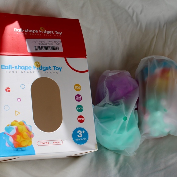 Pop Ball It Fidget Toys 4 PCS, 3D Squeeze Pop Ball Its Fidget Toy Bath Toys - Picture 6 of 7